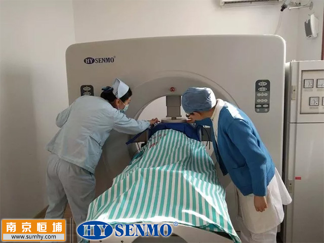 為完善胸部腫瘤的治療手段，山東省胸科醫(yī)院引進了恒埔射頻熱療機。